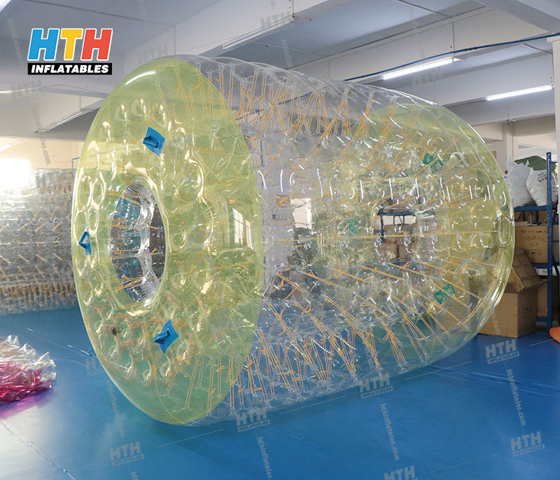 Inflatable water roller ball